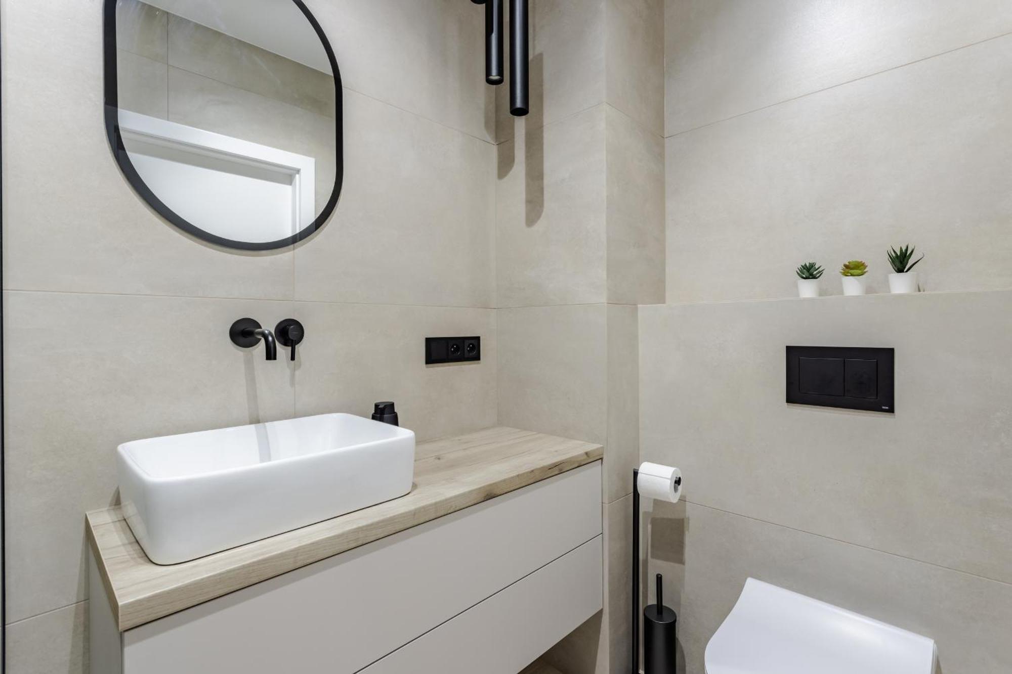 Apartamento Nowoczesny Very Berry W Poznaniu Z Parkingiem I Biurkiem By Renters Poznań